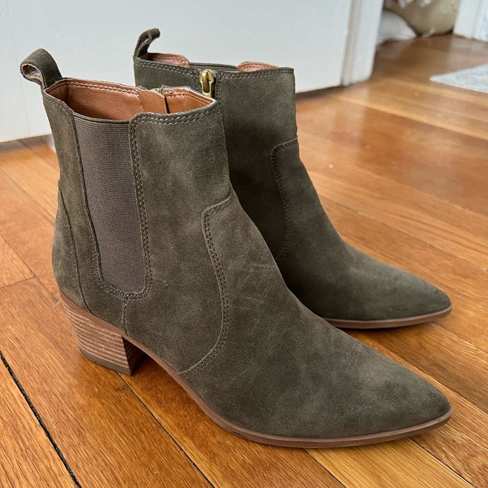 Franco Sarto Ankle booties, size 8